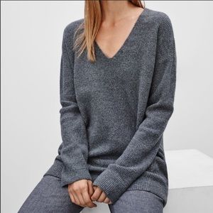 Aritzia Wilfred Grey Henon V-neck Sweater